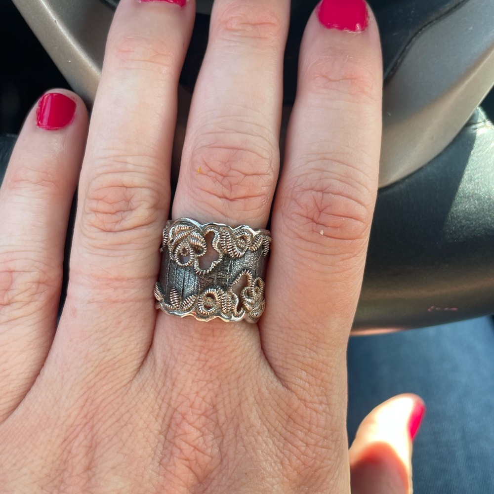 La Costa Adjustable Scroll Cigar Band Ring